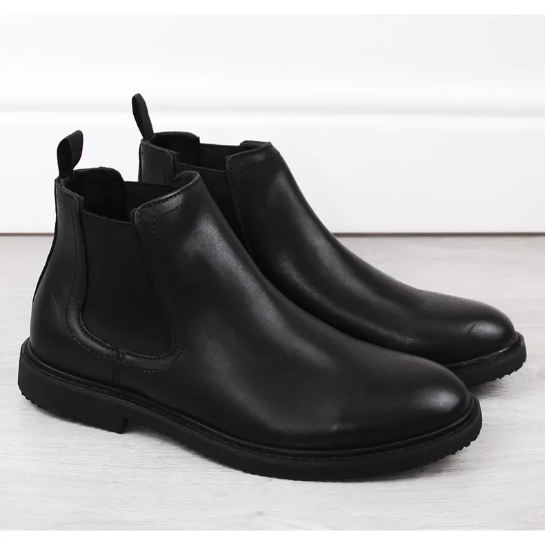 Bottines homme en cuir, isolées, noires T.Sokolski Z23-314 le noir