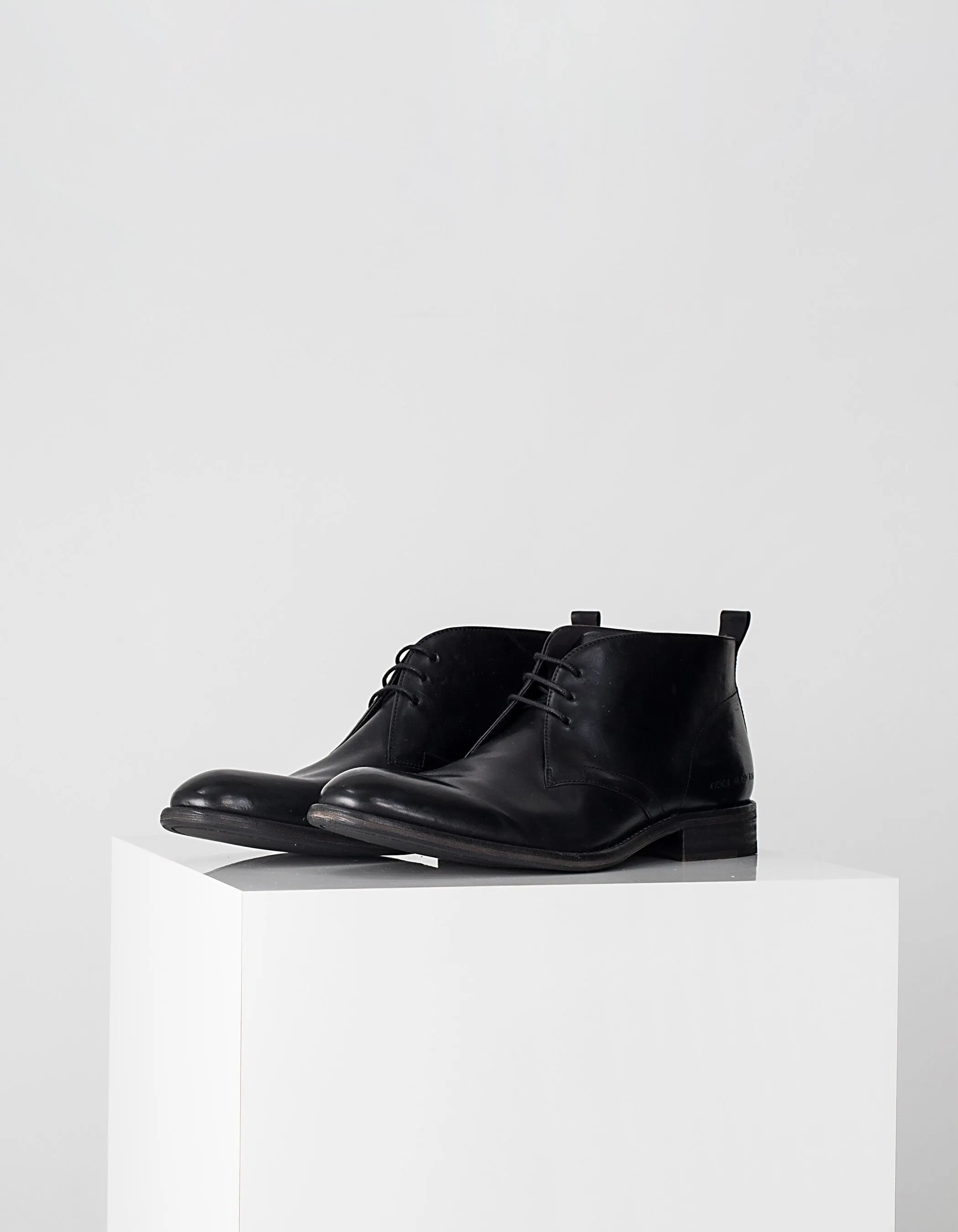 Chukka boots noirs en cuir Homme