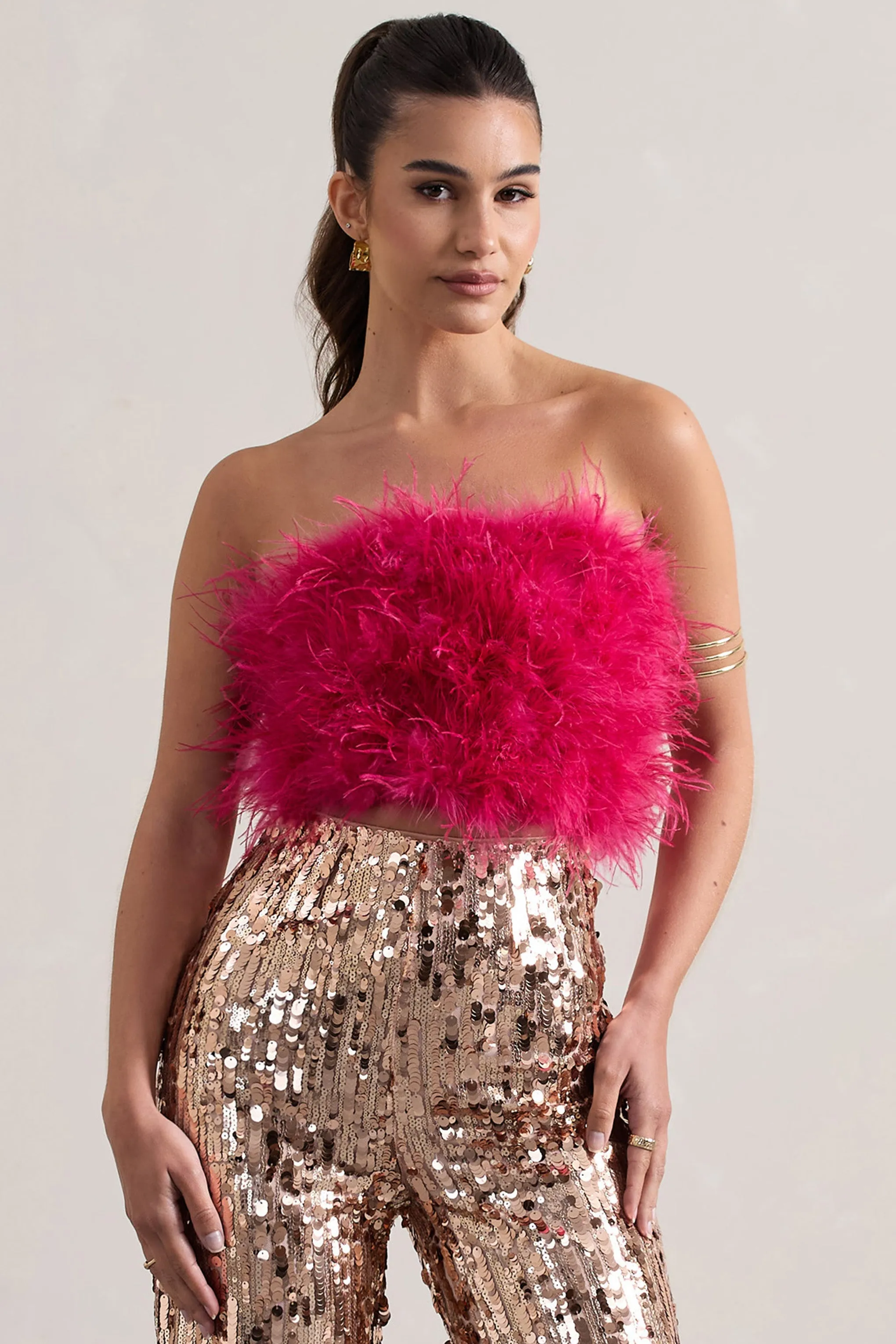 Dream Daze | Crop top bandeau rose foncé à plumes