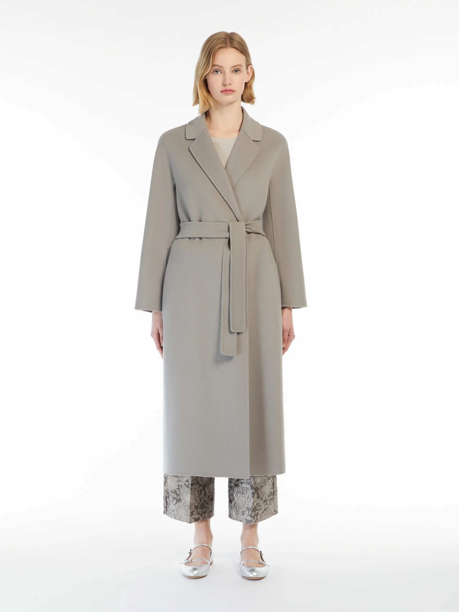 Manteau mi-long en laine