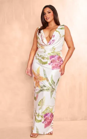 Plus Robe longue plissée écrue fleurie et décolleté bénitier