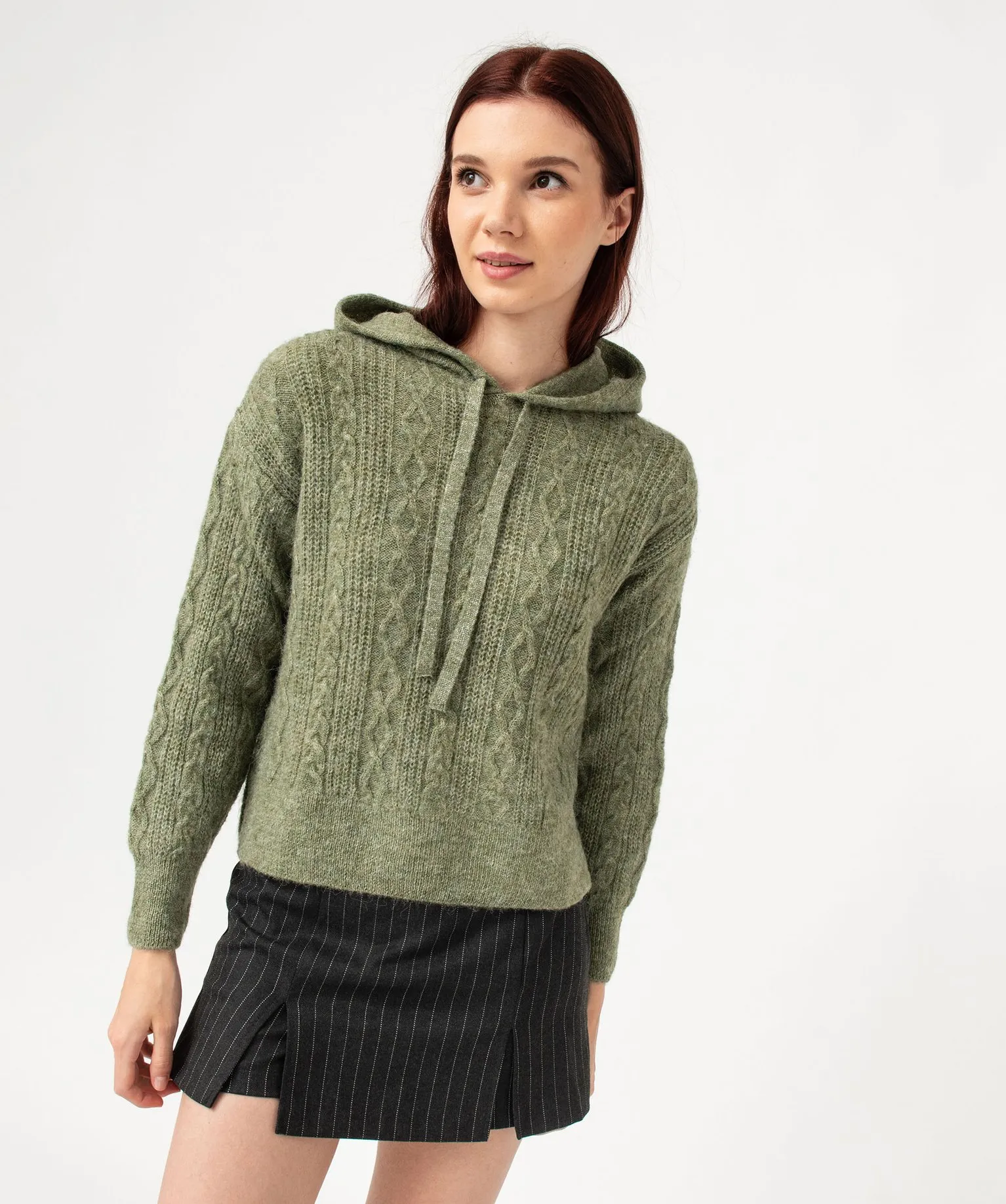 Pull à capuche à torsades femme vert