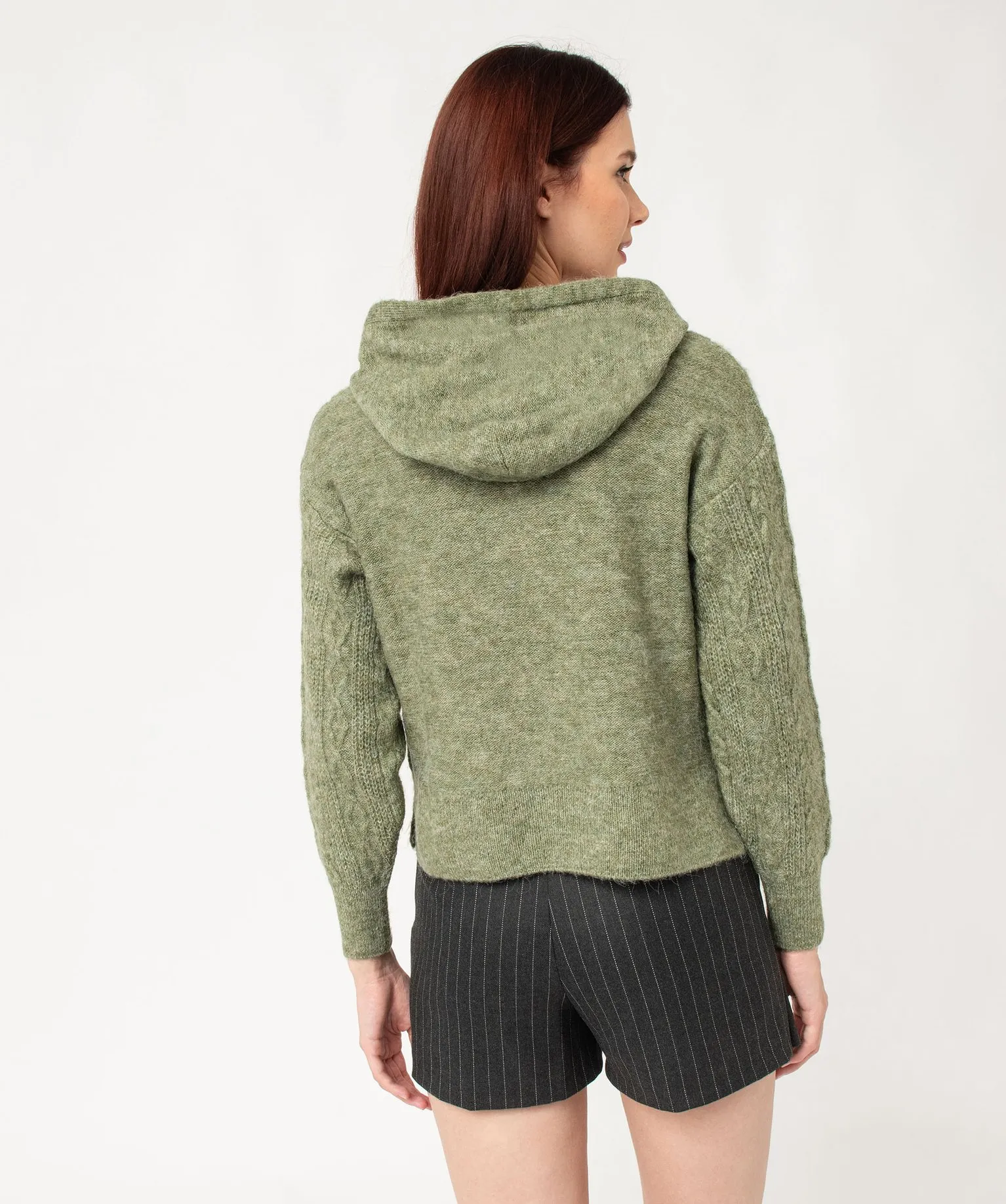 Pull à capuche à torsades femme vert