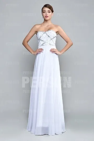 Robe de gala simple blanche décolleté en coeur ornée de strass - Robedesoireelongue.fr