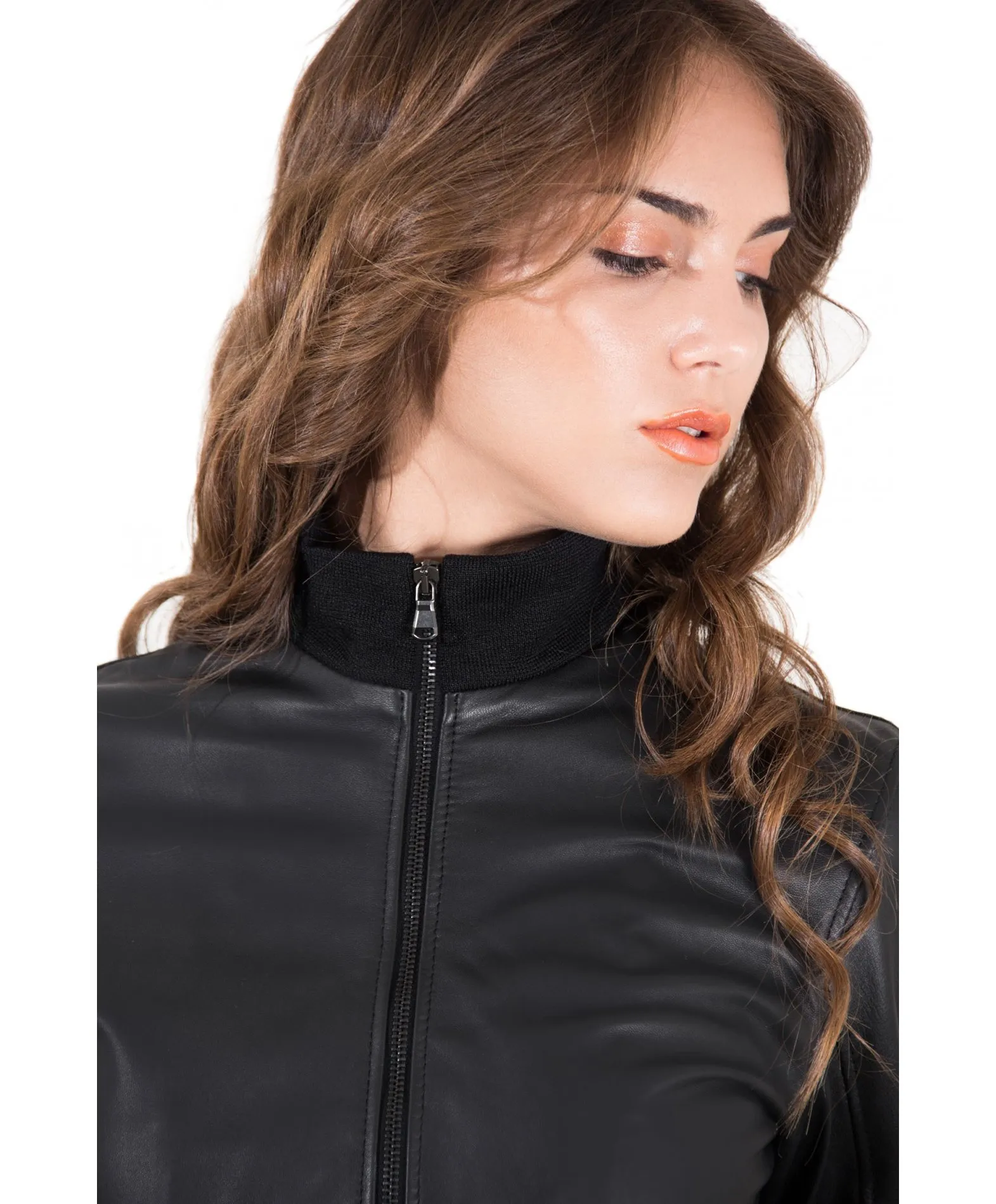 Veste bomber en cuir femme couleur noir cuir plongé aspect lisse G155